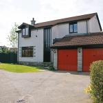Private Drive at Oldfold Crescent, Milltimber, Aberdeen - Houses to Rent